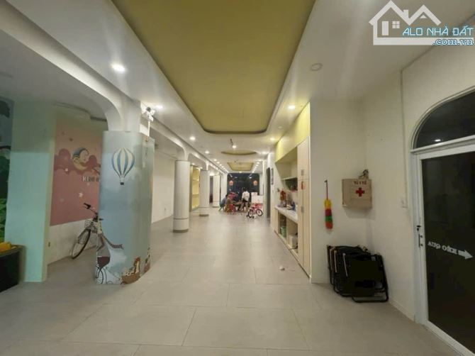 🔥[TÂN BÌNH] MẶT TIỀN ĐỒNG ĐEN - 227M2 - 3 TẦNG - NGANG 6.4 NỞ HẬU 9.4M - GIÁ 40T - 4