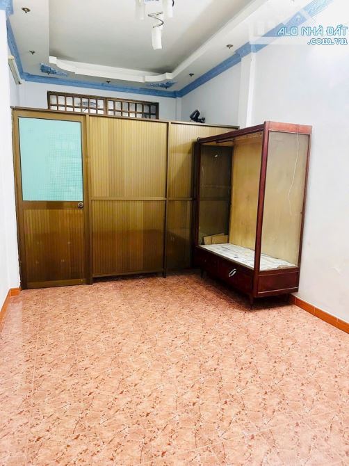 QUẬN 6 HẺM 9M KINH DOANH BÁN ĐẤT TẶNG NHÀ 47M 2 TẦNG KHÔNG LỘ GIỚI GIÁ CHỈ 6.6 TỶ - 4