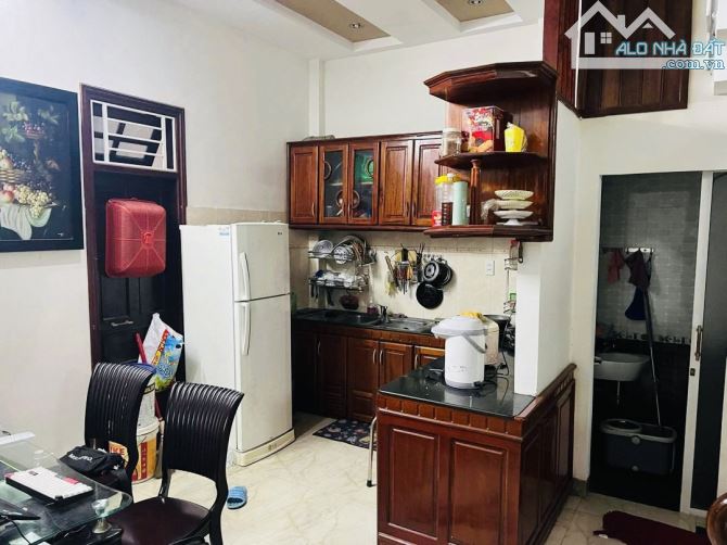 NHÀ 3 TẦNG ĐI BỘ 50M RA QUẢNG TRƯỜNG 2/9 - KIỆT ÔTÔ CHUẨN 6M - SÁT BÃI ĐỖ XE - CHỈ 6.45 TỶ - 4