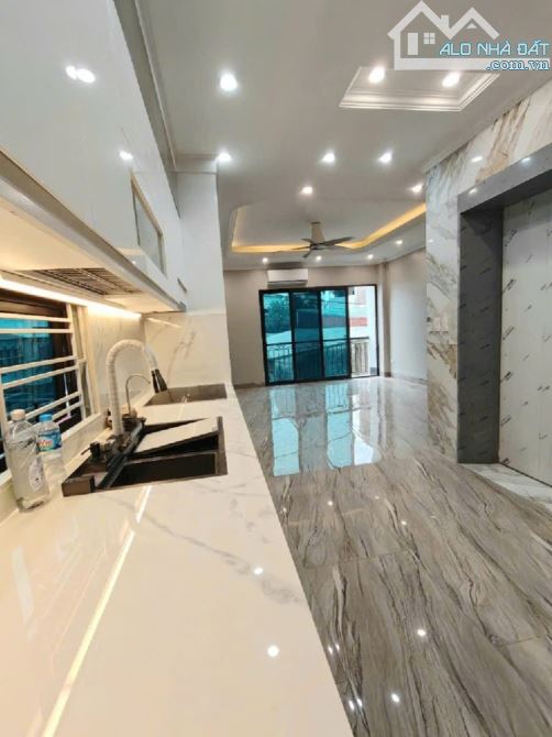 BÁN NHÀ TĐC THẠCH BÀN, LÔ GÓC PHÂN LÔ, GA RA Ô TÔ, THANG MÁY LONG LANH, GẦN HỒ, GIÁ MỀM - 4