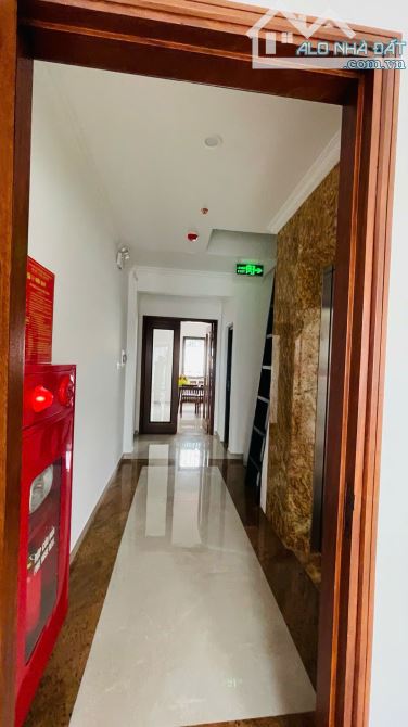 BÁN NHÀ PHÂN LÔ PHÙNG CHÍ KIÊN, CẦU GIẤY - 55M x 7T THANG MÁY - GARA Ô TÔ - KINH DOANH - 4
