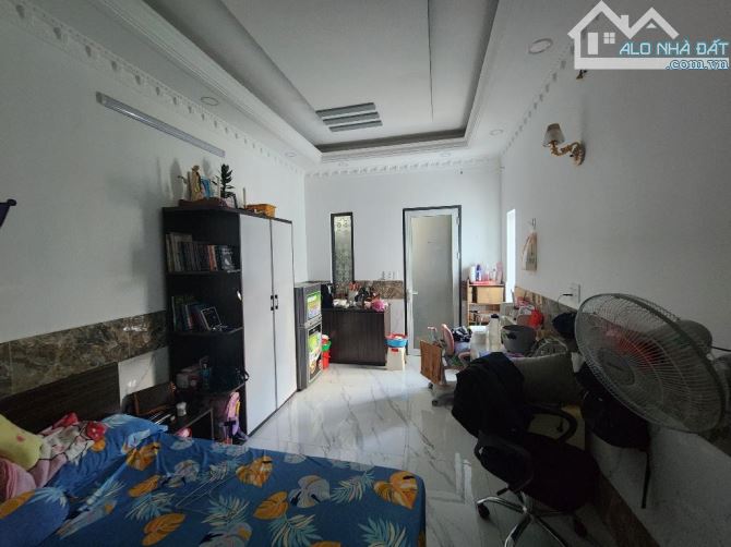 Căn Hộ Dịch Vụ - 4 Tầng - 115m2 - Gần TT Quận 7 - Hẻm Xe Hơi - Nhỉnh 7 Tỷ - 5