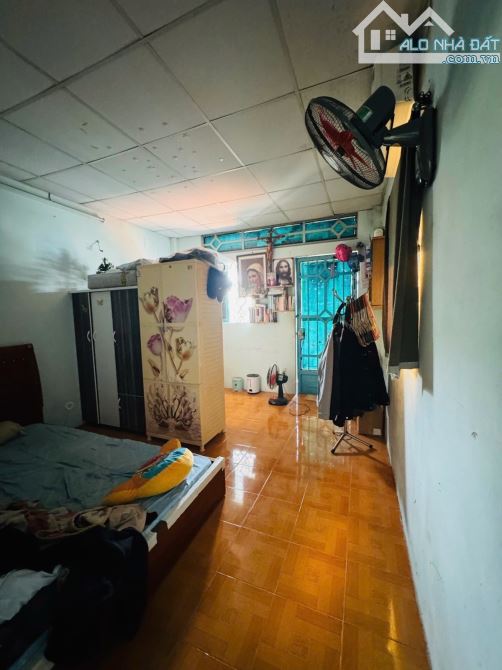 🏦HÓC MÔN TRUNG CHÁNH MỘT SỆT ĐƯỜNG XÓM BẮP TRỆT LẦU NGANG 4,5x15 =67 m2 DTCN 65 m2 GIÁ CH - 5
