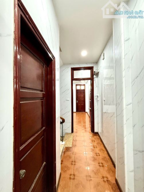 Bán nhà Hoàng Cầu – Ô tô đỗ cửa – 2 thoáng – Kinh doanh đỉnh cao 🏡 Vị trí vàng trung tâm - 5