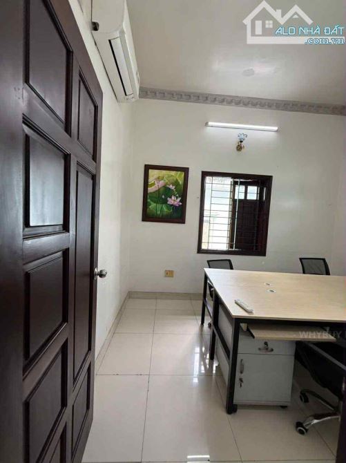Giảm 1,5 tỷ - Bán biệt thự mini - Đông Hưng Thuận - Ngang 8m - 136m2 - 4 tầng -Giá 14,5tỷ - 5