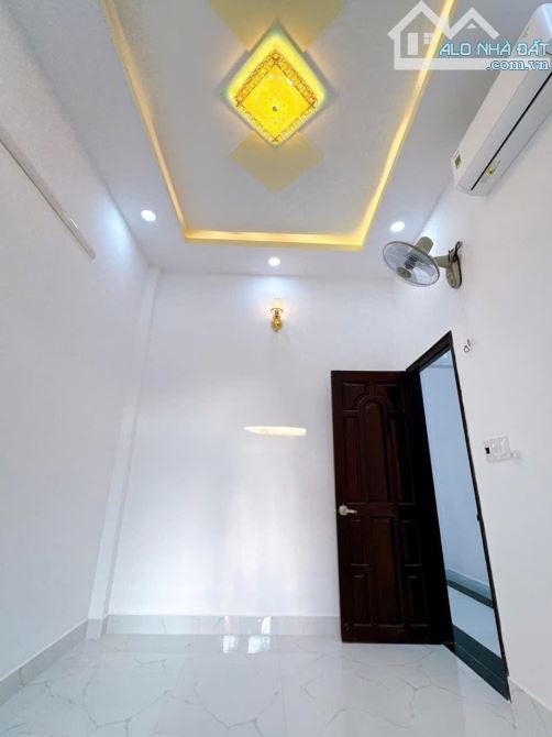 Bán nhà ngay Lê Lợi, Gò Vấp. 60,2m2, sổ riêng, gần đại học Công Nghiệp/ Giá chỉ 4 tỷ 350tr - 5