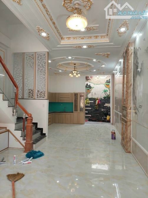 Chủ cần bán nhà an phú 1 trệt 2 lầu 4 phòng ngủ 1 phòng thờ và 4WC - 5