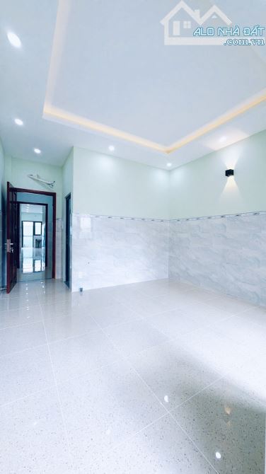 MẶT TIỀN HẼM BỰ - DT KHỦNG TRONG  TẦM GIÁ - 77M2 SỬ DỤNG GẦN 250M2  🌃MÔ TẢ :  -BÁN NHÀ MỚ - 5