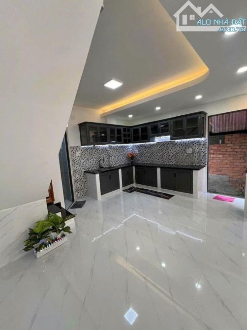 BÁN NHÀ HUỲNH VĂN NGHỆ, PHƯỜNG 15, QUẬN TÂN BÌNH- GIÁ 3, 77 TỶ/ 60M2 (5Mx12M). SỔ SẴN - 5