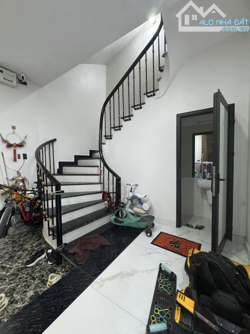 CHÙA HÀ - PHÂN LÔ - Ô TÔ ĐỖ CỬA - 51M2 X 5 TẦNG, MT 4.6M, KINH DOANH, 22.6 TỶ - 5