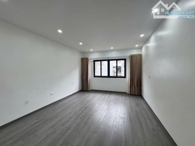 bán nhà phố bồ đề 35m2, 5 tầng, gần phố kinh, doanh nhỏ, ô tô vào nhà giá 10.2 tỷ - 5