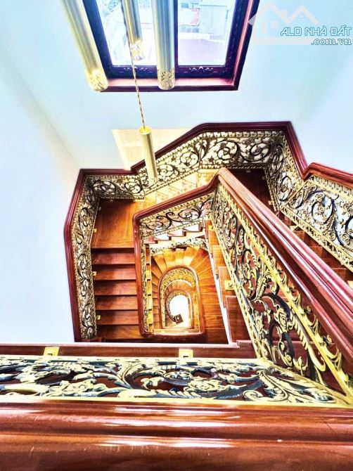 Đẹp - Độc - Đỉnh cấp sang chảnh Q7-Nguyễn Thị Thập, Villa 5 tầng, 391m2, 92 tỷ - 5