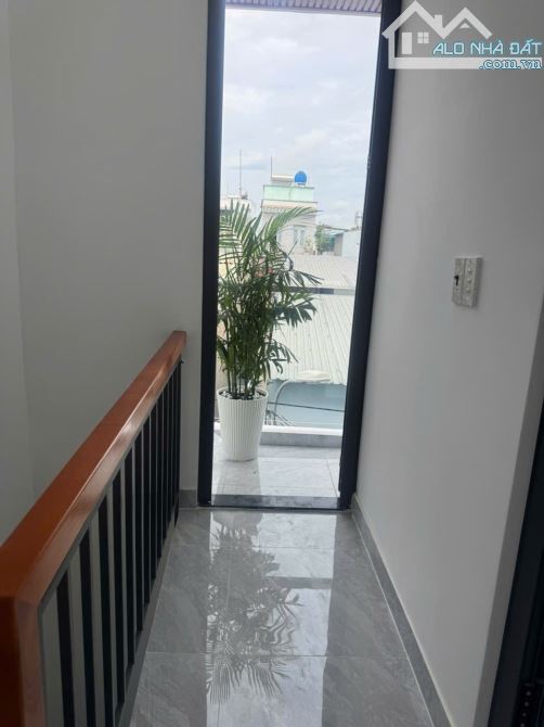 HIẾM: MẶT TIỀN KD SÁT CHỢ BÌNH LONG - 17M2 (4.6 x 4M) 3 TẦNG MỚI 100% - SHR HOÀN CÔNG ĐỦ - - 5