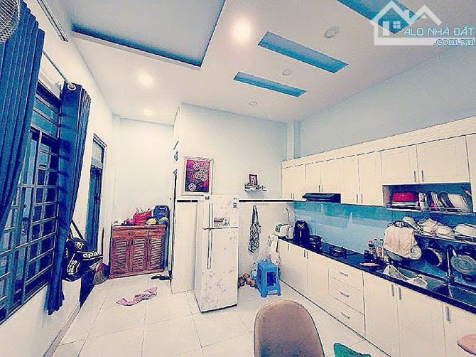 “GẤP BÁN, GIẢM 200 TRIỆU-NHỈNH 7 TỶ, NHÀ 3 TẦNG MỚI ĐẸP LINH ĐÔNG-81M2(6❌14M)-4PN, 5WC, - 5