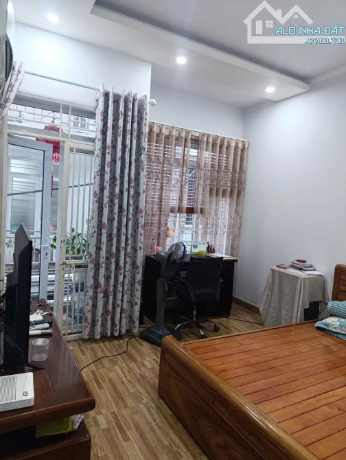 Bán nhà 4 tầng gần 50m2, vị trí có 1 không 2 tại mặt ngõ 79 Chợ Đôn 4,15Tỷ - 5