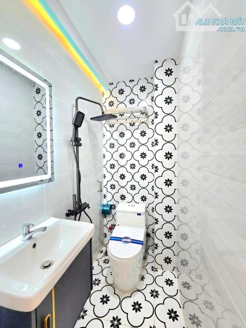 CHÍNH CHỦ CẦN BÁN NHÀ GẦN MT ĐƯỜNG NGUYỄN THỊ MINH KHAI, QUẬN 1.GIÁ 6TỶ760.SỔ SẴN. - 5