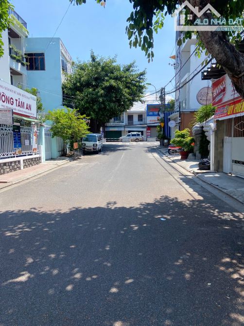 Lô đất mặt phố nhị hà trung tâm nha trang . ngang 9m giá đầu tư - 5