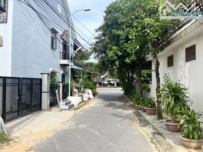 BÁN 1 LÔ NGAY NGÃ TƯ  TRẦN ĐẠI NGHĨA VỚI NAM KỲ, ĐƯỜNG 5,5m, 200m2, NGANG 7,5m, GIÁ 4,8 TỶ - 5