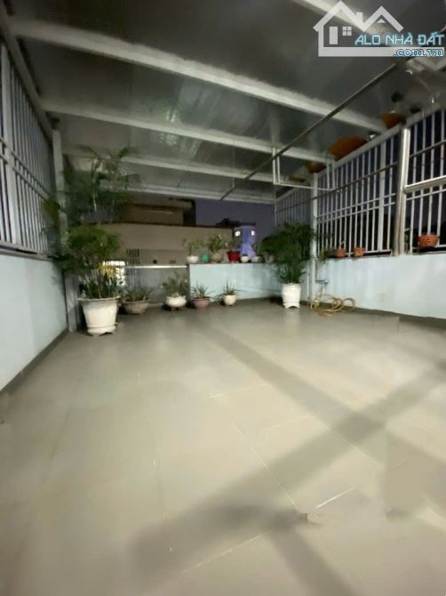 NHÀ 3 TẦNG - HẺM Ô TÔ - SỔ VUÔNG 111 M2. - 5