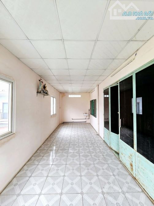 Bán nhà 1 trệt 1 lầu sổ riêng thổ cư góc 2 mặt tiền p. Tân Hoà - 5