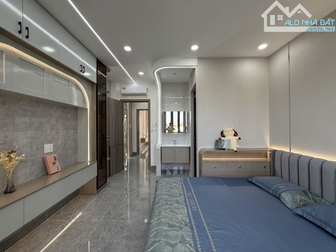 Bán nhà , Thạnh Xuân 21, 5 Tầng , đường 12m , vào ở ngay, Giá 7.5 tỷ TL - 5