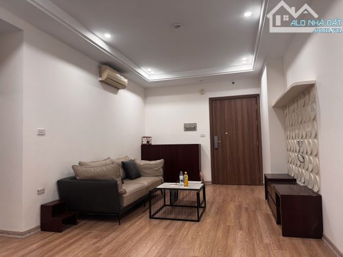 Cần bán CC tại 176 Định Công - Vành đai 2.5 - 2N2WC - chỉ 5.9 tỷ có lùi. - 5