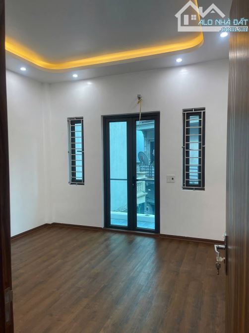 Nhà 3 tầng mới đẹp 2 mặt ngõ rất thoáng - 5