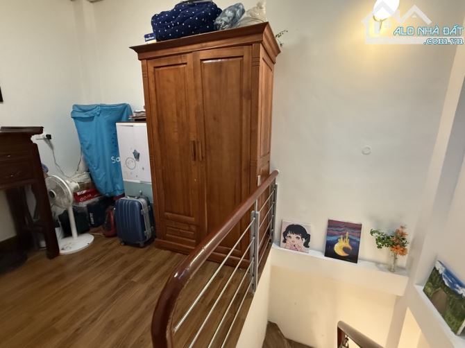 BÁN NHÀ TRẦN KHÁT CHÂN 22M2 LÔ GÓC - HAI MẶT NGÕ NÔNG - GẦN PHỐ - NHÀ ĐẸP - 2 THOÁNG - TẶN - 5