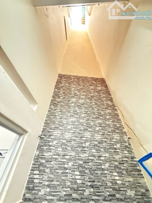 Nhà 4 tầng trục Huỳnh Tấn Phát, 61.7m² – 7.2 tỷ, đường 12m - 6