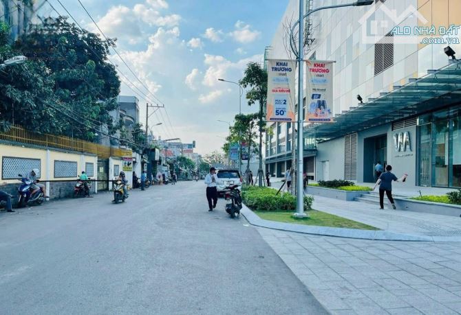 BÁN NHÀ NHỈNH 7 TỶ - CÓ THANG MÁY- HẺM XE HƠI GẦN EMART GÒ VẤP - 6
