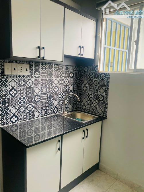 Căn hộ Studio full nội thất , Mặt tiền Vĩnh Hội , gần khu ẩm thực tại Q4 - 6