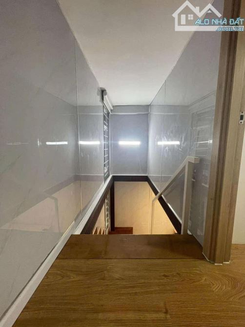 Bán Chung Cư lầu 1 đường Nguyễn Trãi,P.11,Q.5,dt: 80m2 - 2 Tỷ 65. - 6