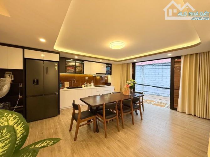 Siêu phẩm xem là thích Ngay - Xe hơi ngủ trong nhà - Phạm Văn Chiêu.P14.GV - 4Tỷ690 còn TL - 6