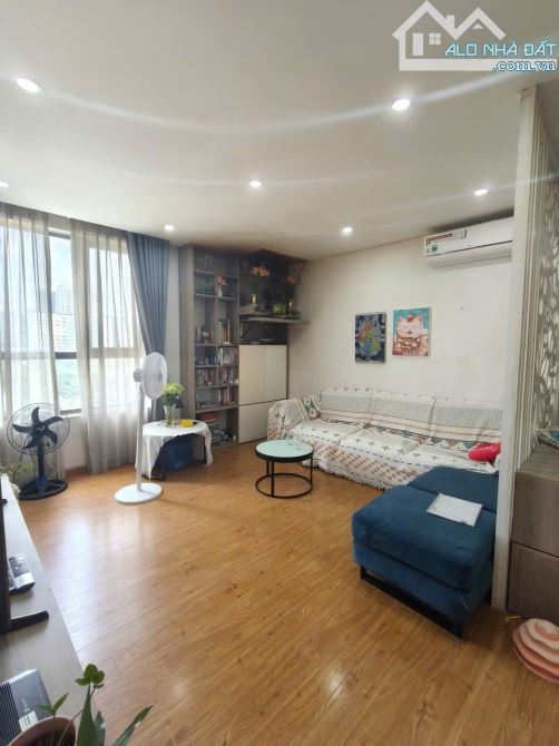 BÁNCHUNG CƯ VIP1 HONGKONG TOWER, HUỲNH THÚC KHÁNG, ĐỐNG ĐA.84M2 – 2PN.7,38 TỶ - 6
