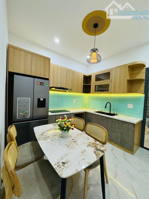 💥NHÀ ĐẸP GẦN EMART PHAN HUY ÍCH – HẺM XE HƠI – 70M² – GIÁ NHỈNH 6 TỎI - 6