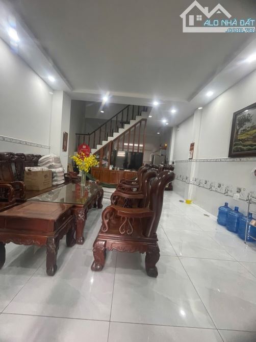 Bán gấp nhà 89m2. 3 tầng. Hương lộ 80. BHHB. Bình Tân - 6