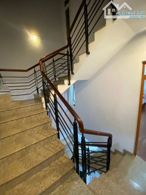 NHÀ 3 TẦNG - HẺM Ô TÔ - SỔ VUÔNG 111 M2. - 6