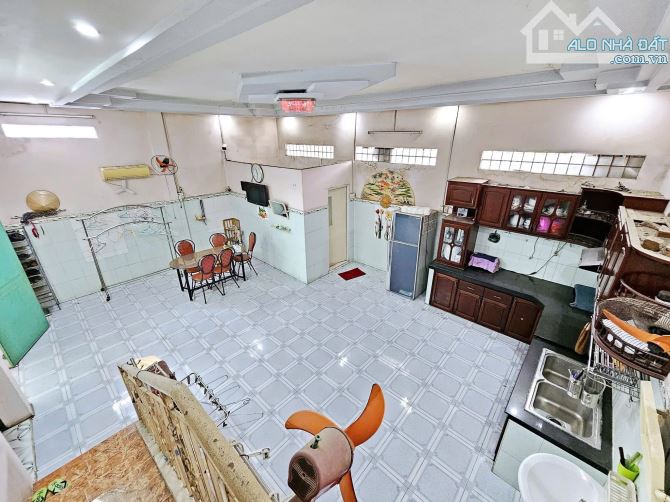 Bán nhà 1 trệt 1 lầu sổ riêng thổ cư góc 2 mặt tiền p. Tân Hoà - 6