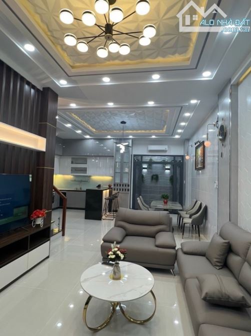 HUỲNH TẤN PHÁT- KHU THESUN- TT NHÀ BÈ-  4TẦNG-  81M²-  MỚI, ĐẸP- 8,89TỈ - 6