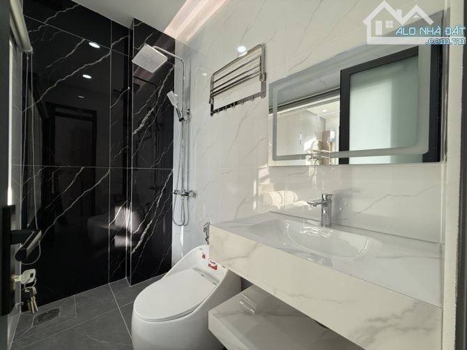 Bán nhà , Thạnh Xuân 21, 5 Tầng , đường 12m , vào ở ngay, Giá 7.5 tỷ TL - 6