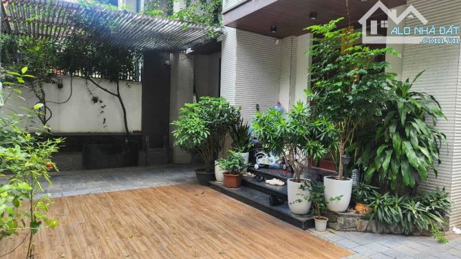 BIỆT THỰ LÔ GÓC HOÀNG LIỆT 230M - MẶT TIỀN 25M - VIEW VƯỜN HOA - 7