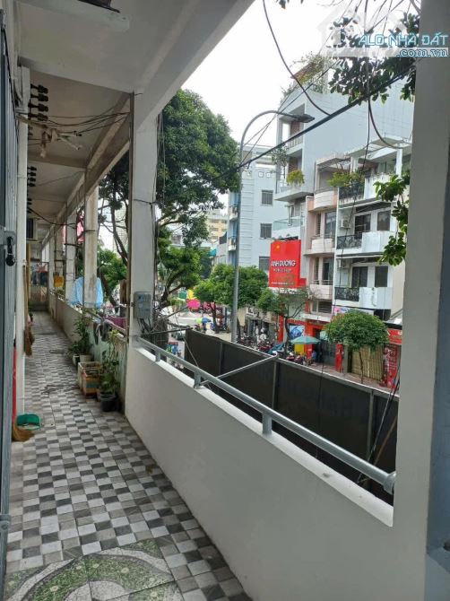 Bán Chung Cư lầu 1 đường Nguyễn Trãi,P.11,Q.5,dt: 80m2 - 2 Tỷ 65. - 7