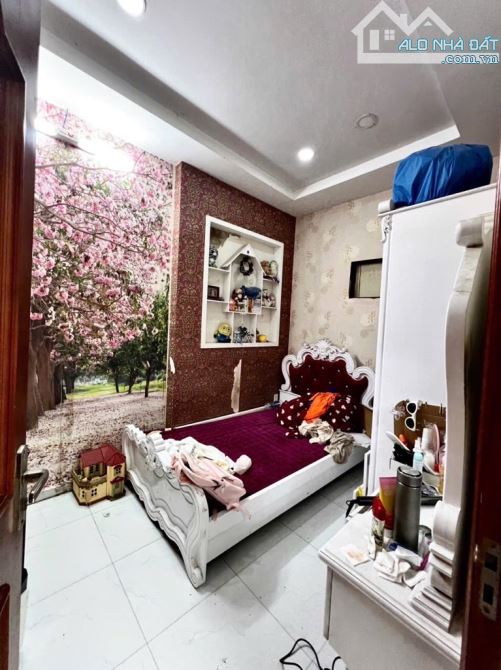 MẶT TIÊN KINH DOANH TÂN KỲ TÂN QUÝ- 97M2-2 TẦNG - NỞ HẬU - GIÁ 17 TỶ - 7