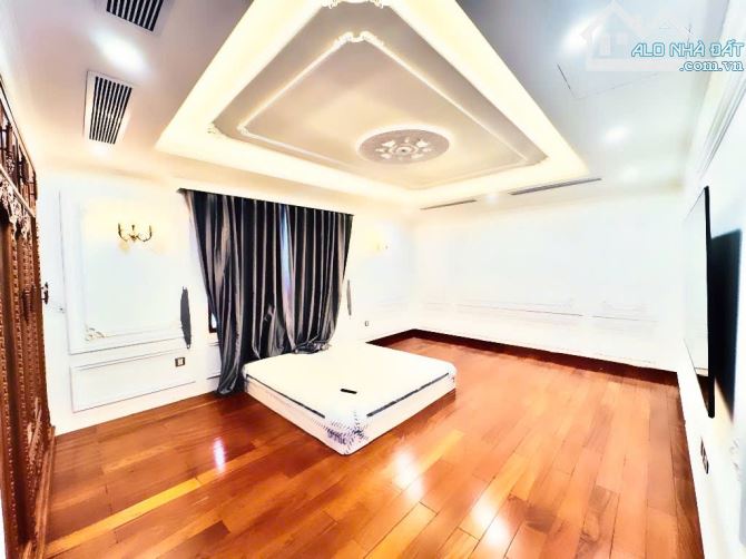 Đẹp - Độc - Đỉnh cấp sang chảnh Q7-Nguyễn Thị Thập, Villa 5 tầng, 391m2, 92 tỷ - 7