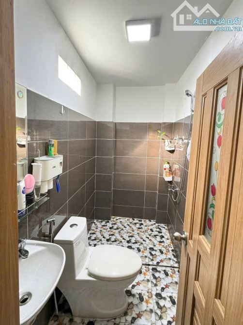 Bán nhà hẻm 3,5m đường Nguyễn Duy Cung, P.12, 4,1 x 17, 2PN giá 4.6 tỷ tl - 7