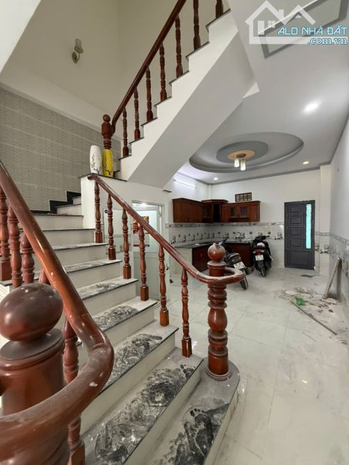 Bán nhà 1 trệt 1 lầu KDC gần chợ Phú Phong, p.Bình Chuẩn, Tp.Thuận An chỉ 3 tỷ 350TL M7767 - 7