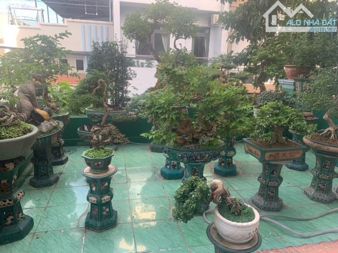 Nhà 3 Tầng Dĩ An. 90m2. Đường 8M,Hoàn Công Đủ Hơn 6 tỷ - 7
