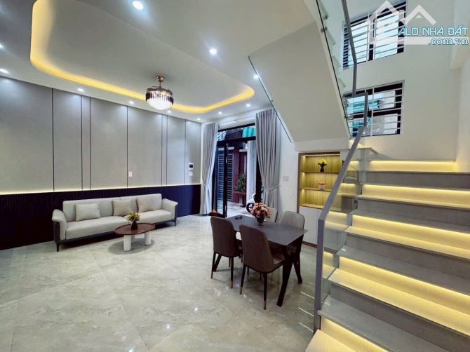 Nhà 3 tầng 3 mê xây mới Trần Cao Vân chỉ nhỉnh 4tỷ - 7