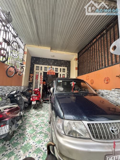 👉 BÁN NHÀ BÌNH TÂN ĐẸP KHU PHÂN LÔ 4 TẦNG KIÊN CỐ HẺM 8M XE HƠI NGỦ NHÀ CHỈ 6.xT - 7
