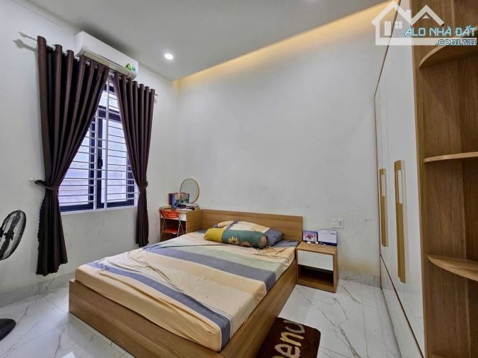 BÁN NHÀ 1 MÊ HẺM 128 ĐỒNG KHỞI - BMT. GIÁ: 4,6 TỶ - 8